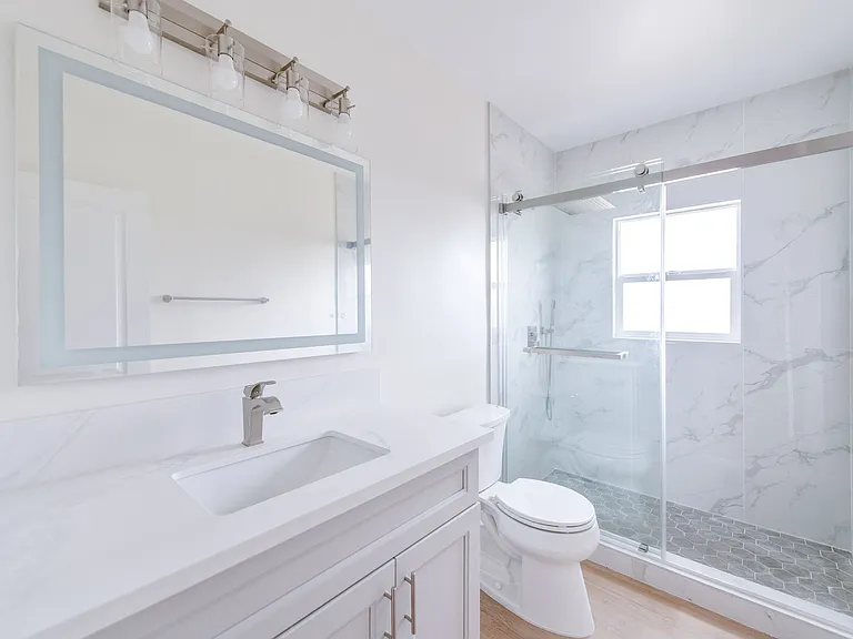 7539 Palmetto Ave #2 — Photo 9