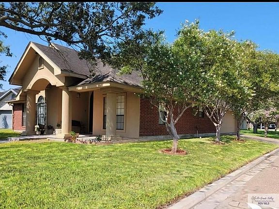 2nd image of 904 Agarita Ct