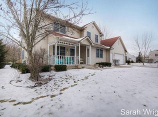 7532 Las Palmas Dr NE, Rockford, MI 49341