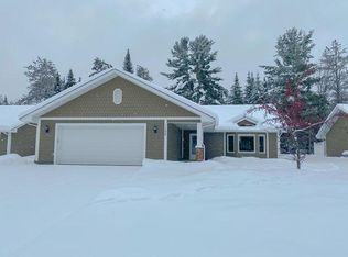 1106 SW 8th St, Grand Rapids, MN 55744