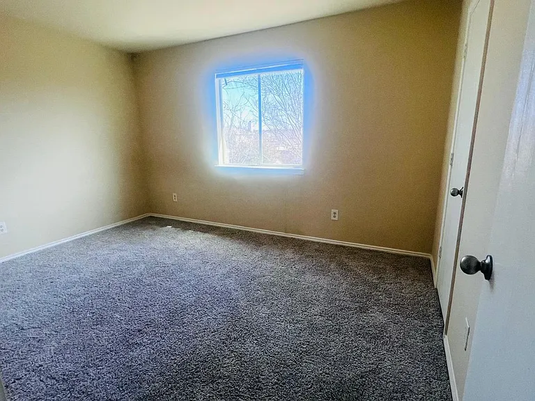 9200 Goldenview Dr — Photo 21