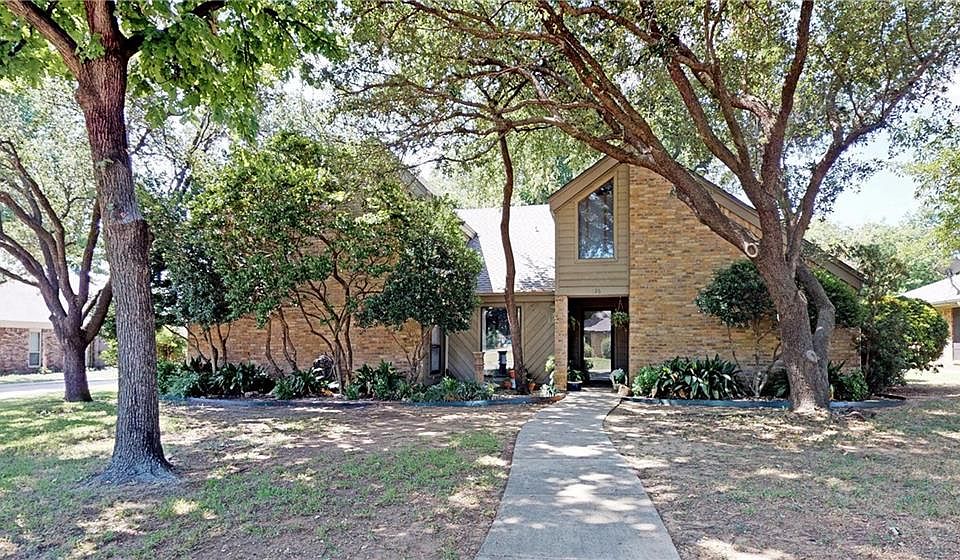 1st image of 126 Willow Creek Estates Dr