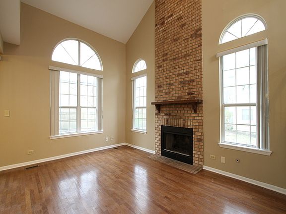 3rd image of 1235 Cranbrook Dr