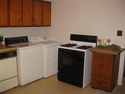 4th image of 5051 Tewkesbury Dr