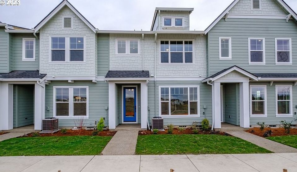 1st image of 8205 SE Leafhopper St #1006