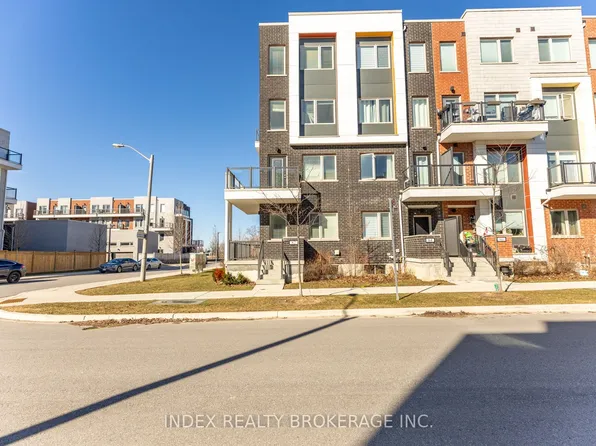 82 William Duncan Rd, Toronto, ON M3K 0C7