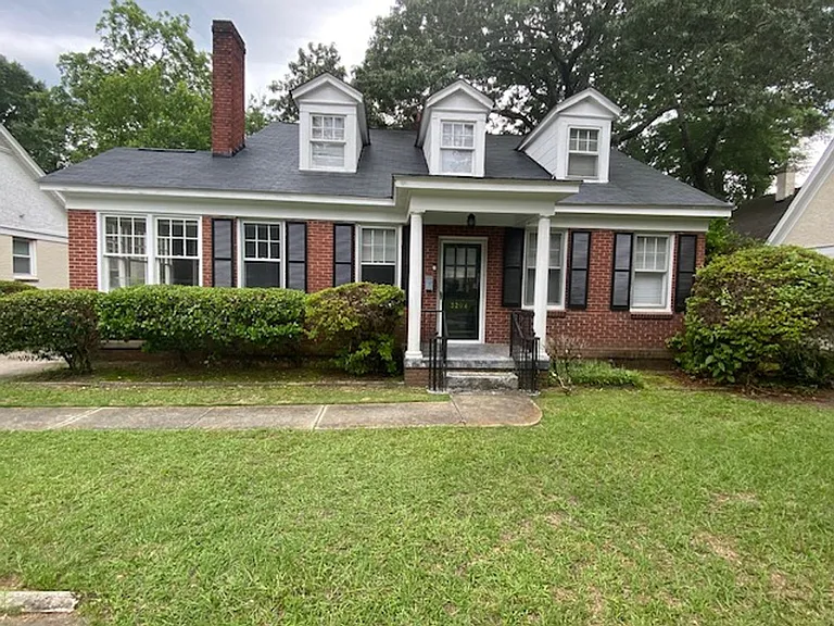 3204 Devereaux Rd — Photo 1