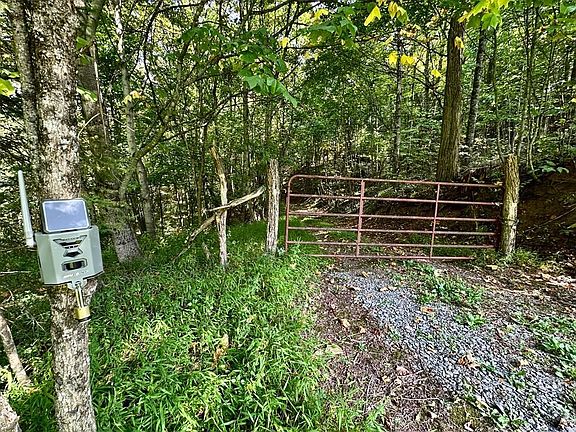 2nd image of Stoney Ridge Rd