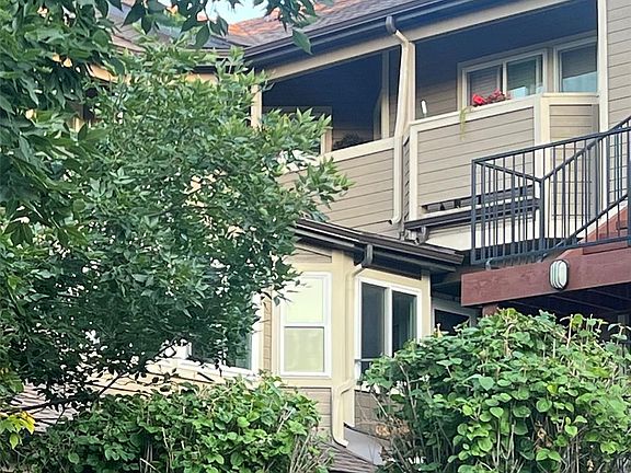 3rd image of 6001 S Yosemite Street #E202