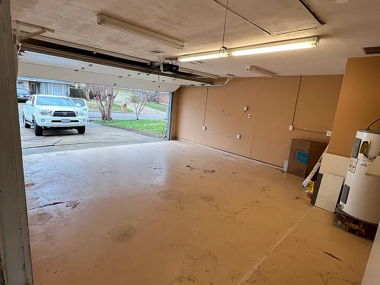 812 Cornfield Dr — Photo 15
