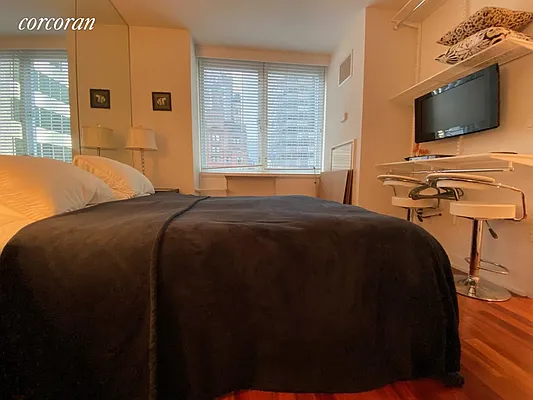 Rented by Corcoran | media 35