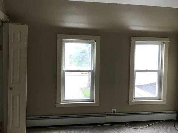 5th image of 298 Central St #2