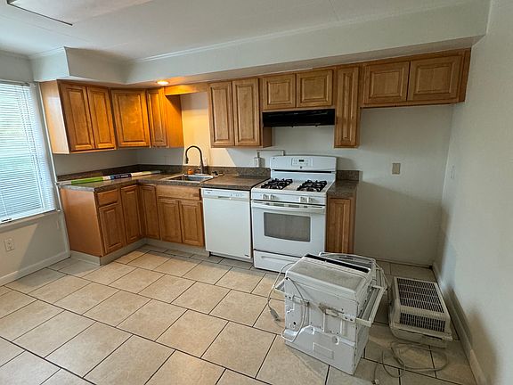 5th image of 813 E Glenside Ave