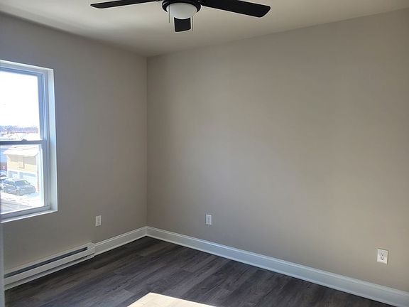 4th image of 2006 Washington Ave APT 5