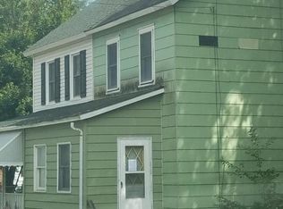 24 W Main St, Freeland, PA 18224