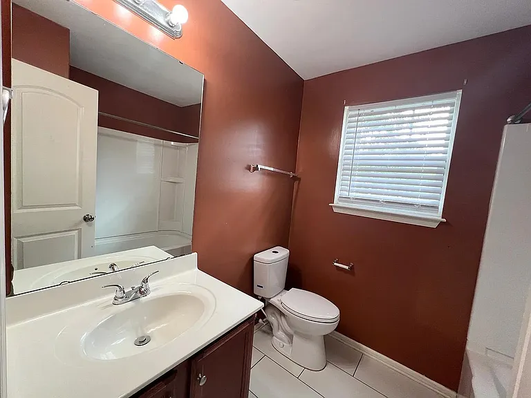 4828 Lynn Lee Cir — Photo 11