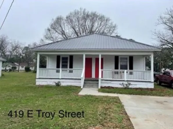 419 E Troy St, Brundidge, AL 36010