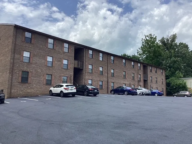 509 Oakwood Ave #23