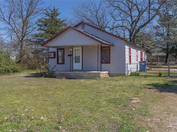 719 N Pennsylvania Ave, Shawnee, OK 74801