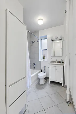 Rented by Brown Harris Stevens | media 16