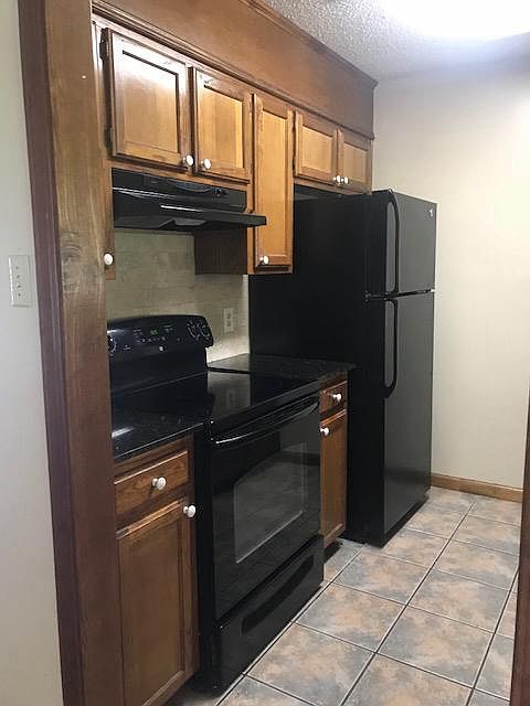 1st image of 32412 Granite Cove Pl APT 2
