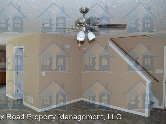3rd image of 2485 Deercove Ct