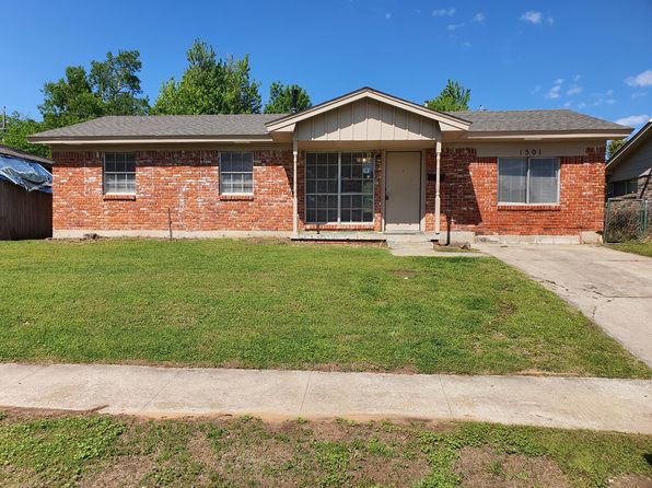 1501 McGregor Dr