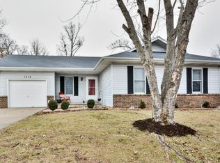 1517 W Daniels St, Ozark, MO 65721