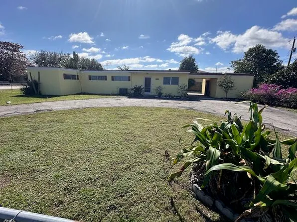 265 Walker Avenue, Greenacres, FL 33463
