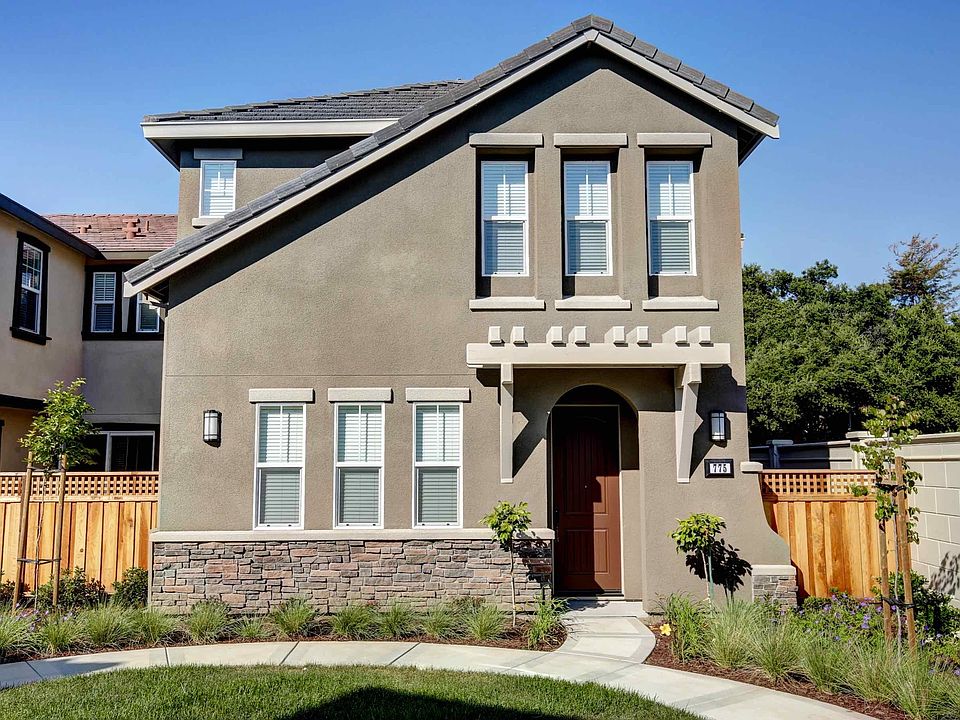 1st image of 775 Cedar Pl