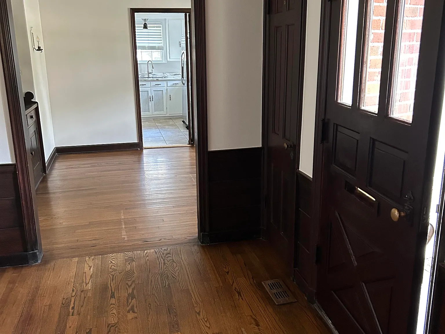 3 bed, 2004 sqft, $2,600 — Photo 3