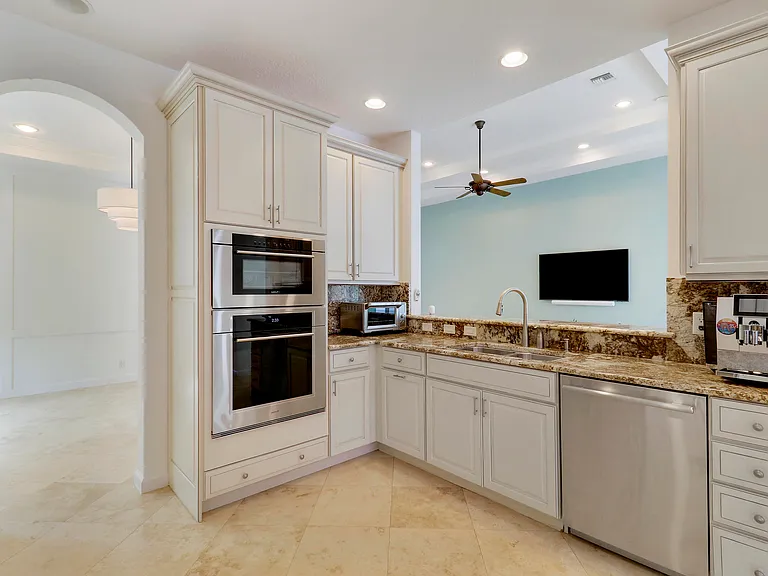 236 Carina Dr — Photo 19