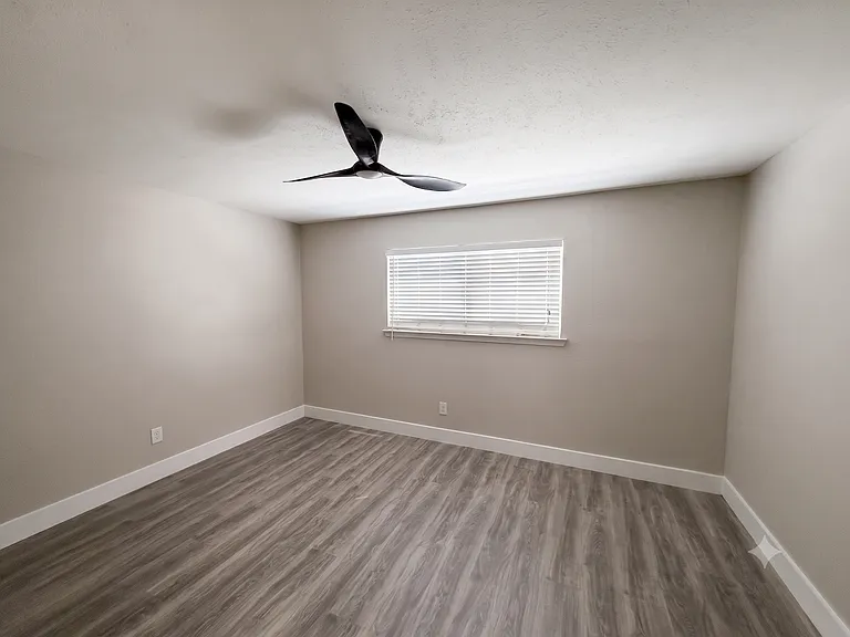 3921 Inwood Rd #2015 — Photo 6