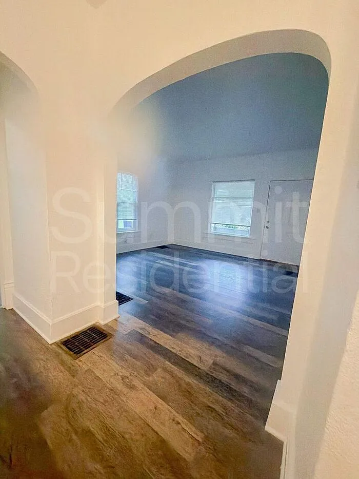 2 bed, 1.0 bath, 980 sqft, $995 — Photo 4