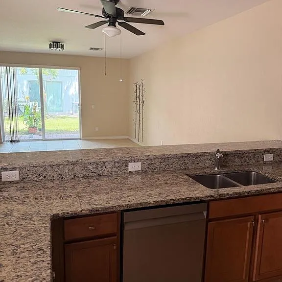 1911 Silverweed Way — Photo 11