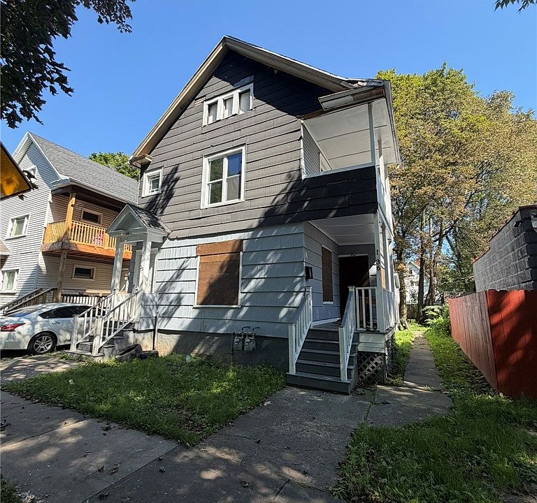 1st image of 136 Glendale Park