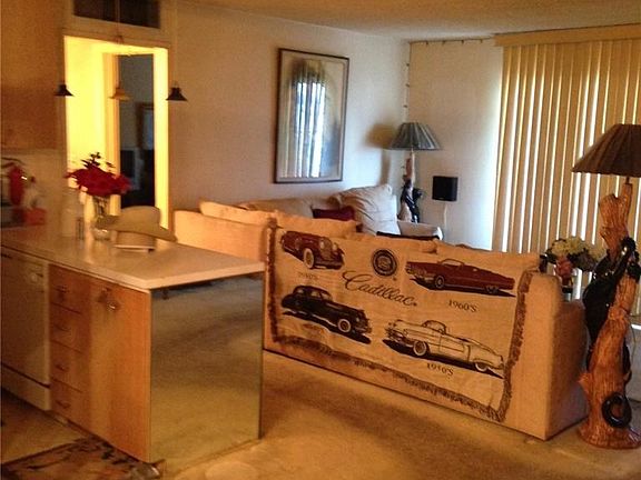 2nd image of 1146 E Lexington Dr Unit 207