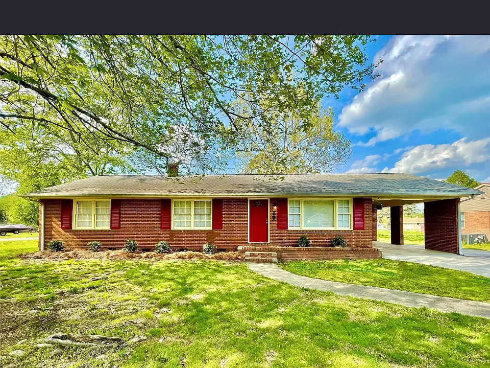 829 Mallory Dr