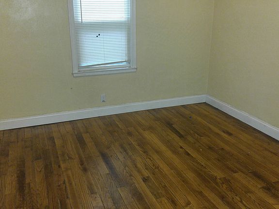 3rd image of 1245 Byewood Ln SW