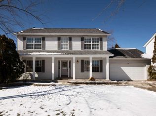 5813 Saddlebrook Dr, Saint Charles, MO