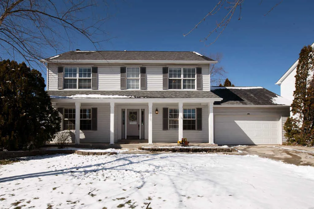 5813 Saddlebrook Dr photo 1