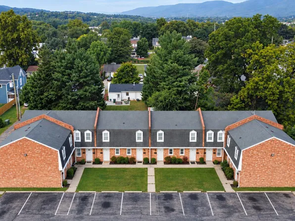 415 Union St APT 7, Salem, VA 24153