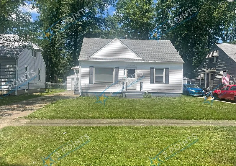1712 Bradford St NW photo 1