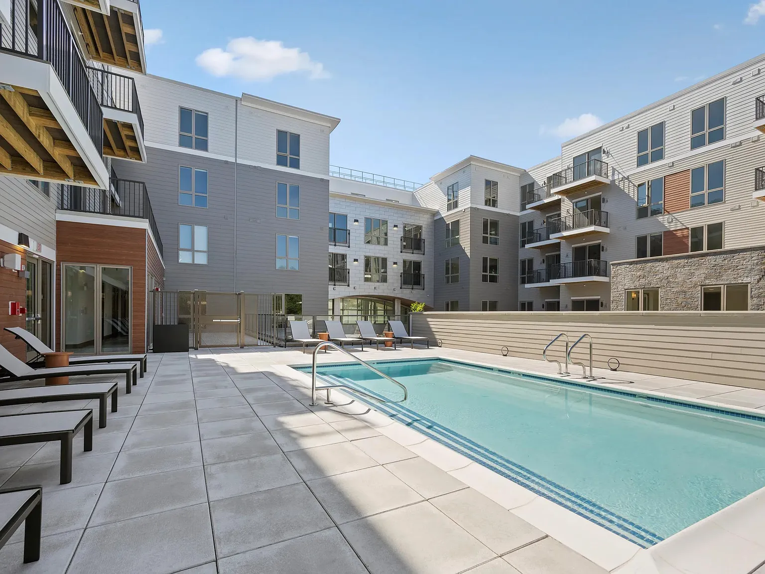 Modera Newton — Photo 2