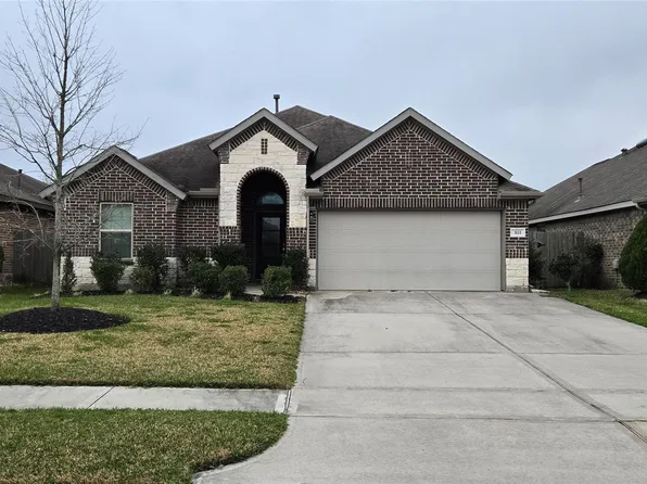 3111 Zachary Bay Ln, Dickinson, TX 77539
