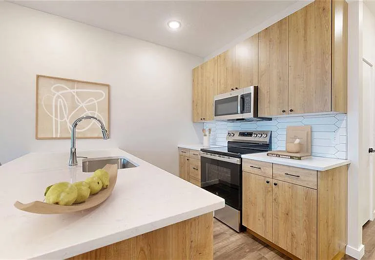 Sandhill Parkway Townhomes — Photo 112
