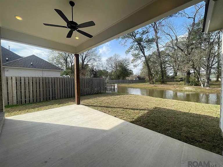 1119 Camellia Way — Photo 27