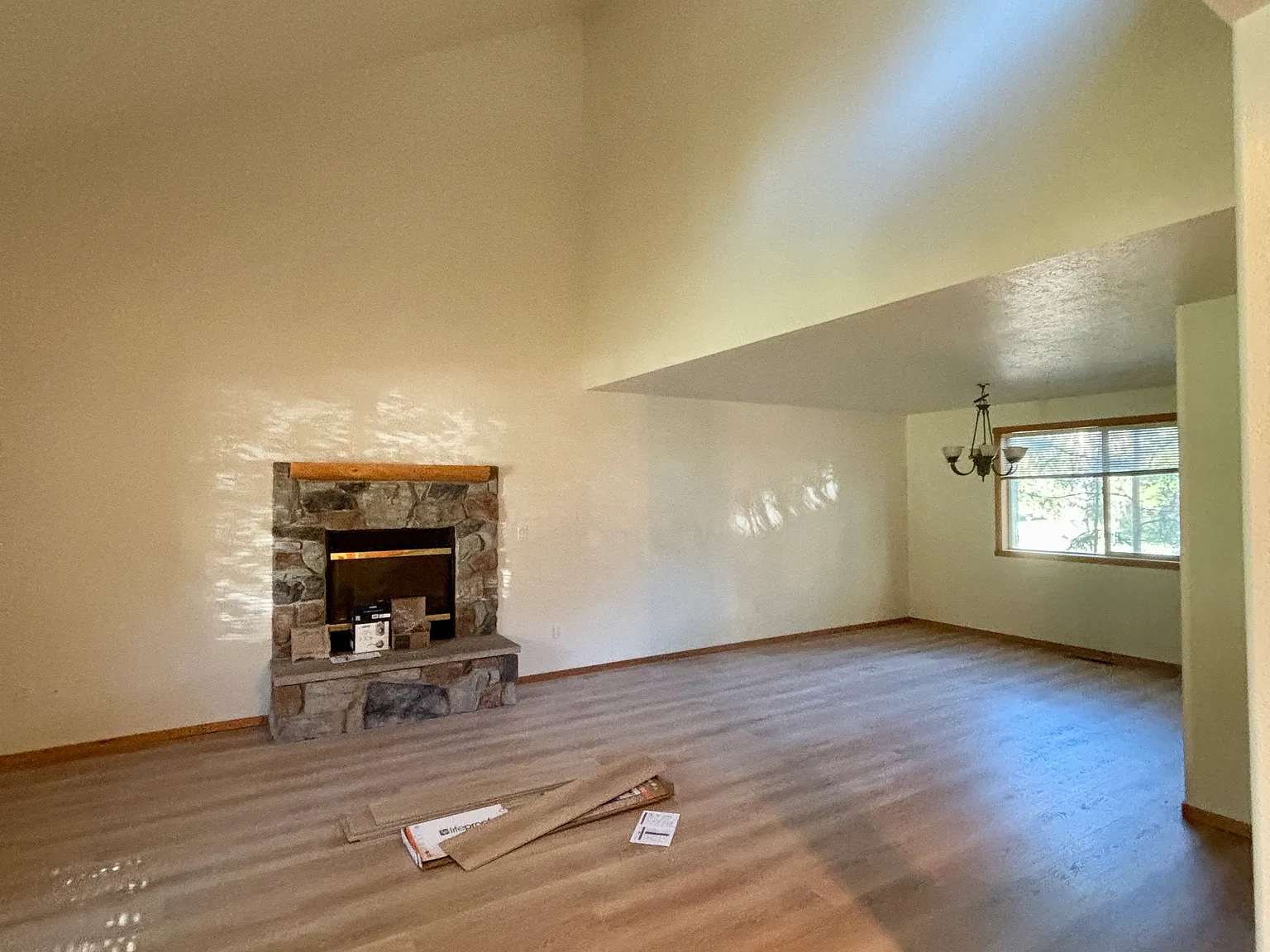 3 bed, 2.5 bath, 1925 sqft, $2,895 — Photo 4