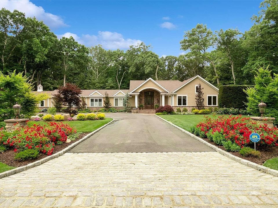 1st image of 6 Howard Drive