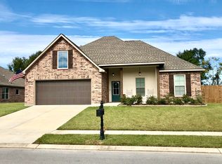 106 Ouachita Dr, Lafayette, LA 70506